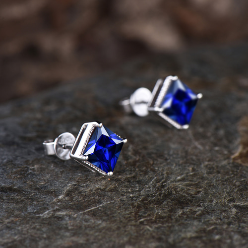 ブルーサファイアのピアス コーンフラワーブルーカラーサファイア ダイヤモンドピアス SA 1.16ct