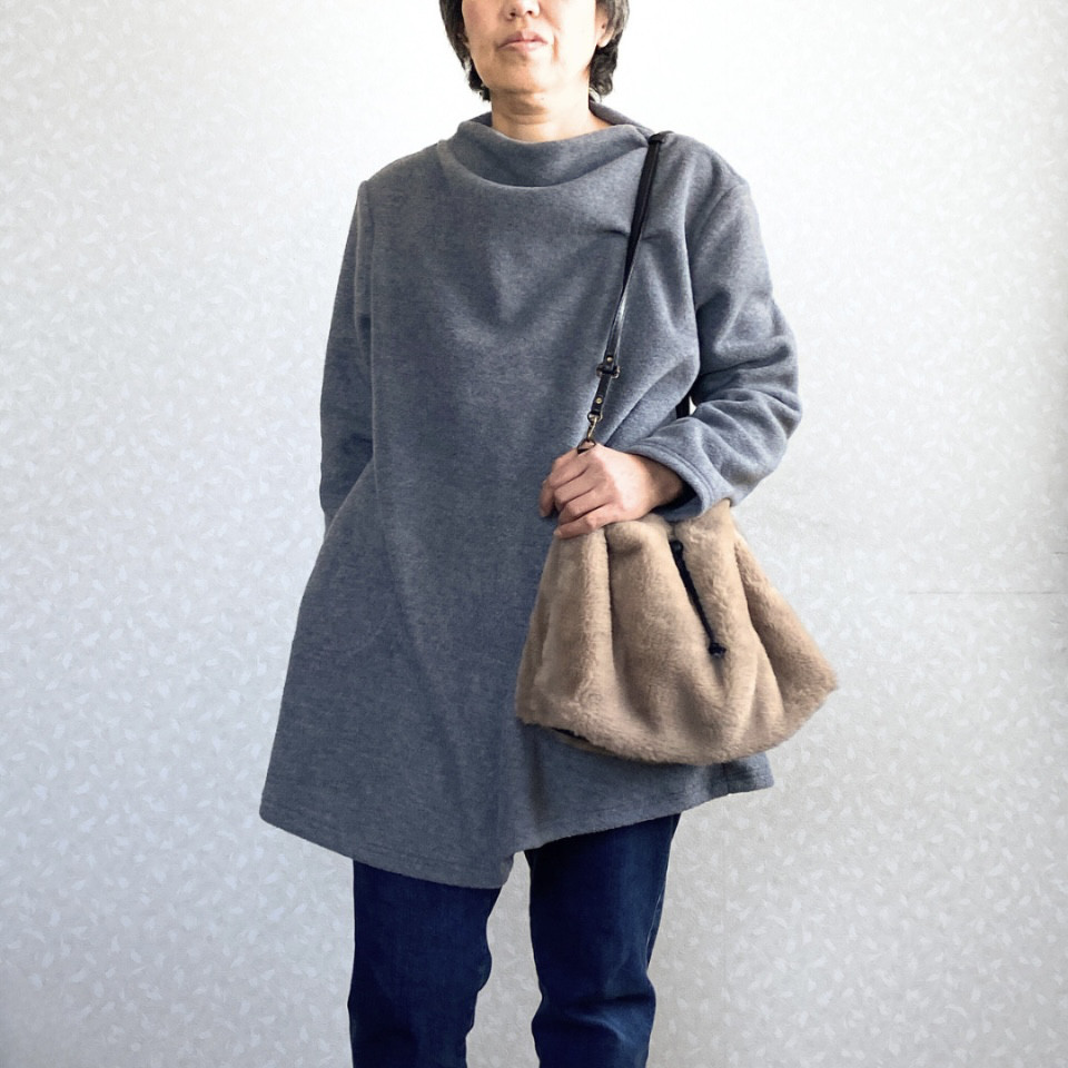フリース ドレープネック チュニック プルオーバー 体型カバー 冬 ブラック グレー