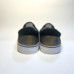 「月球隕石坑」運動鞋 第6張的照片