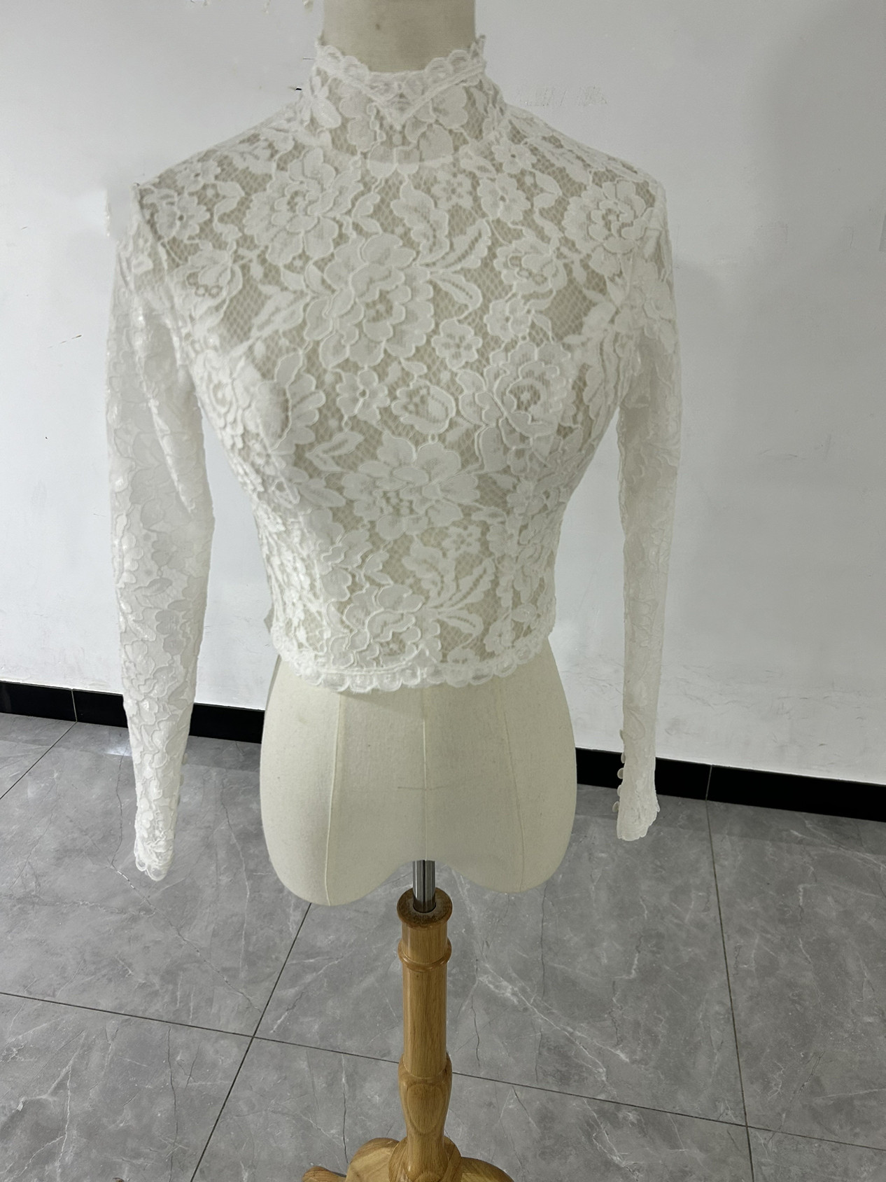 ウエディングドレス ボレロ ハイネック 3D立体レース刺繍 花嫁/ウェディングドレス/ブライズメイド/結婚式/披露宴