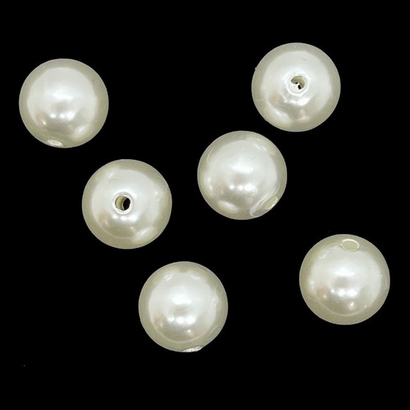 【6顆】珍珠珠★14mm/米白色★圓形帶孔 樹脂珍珠 塑膠珍珠 第3張的照片