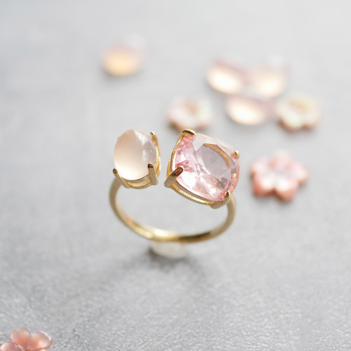 Morlin Jewelryメキシコ産ウォーターオパールとエメラルドのリング18yg 