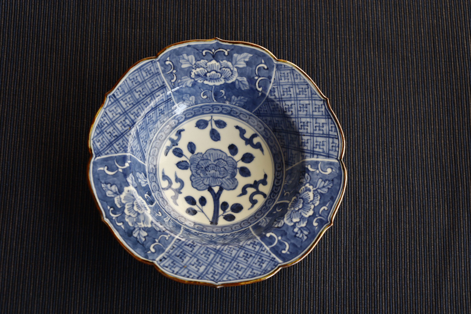 染付見込花紋祥瑞縁付５寸向付