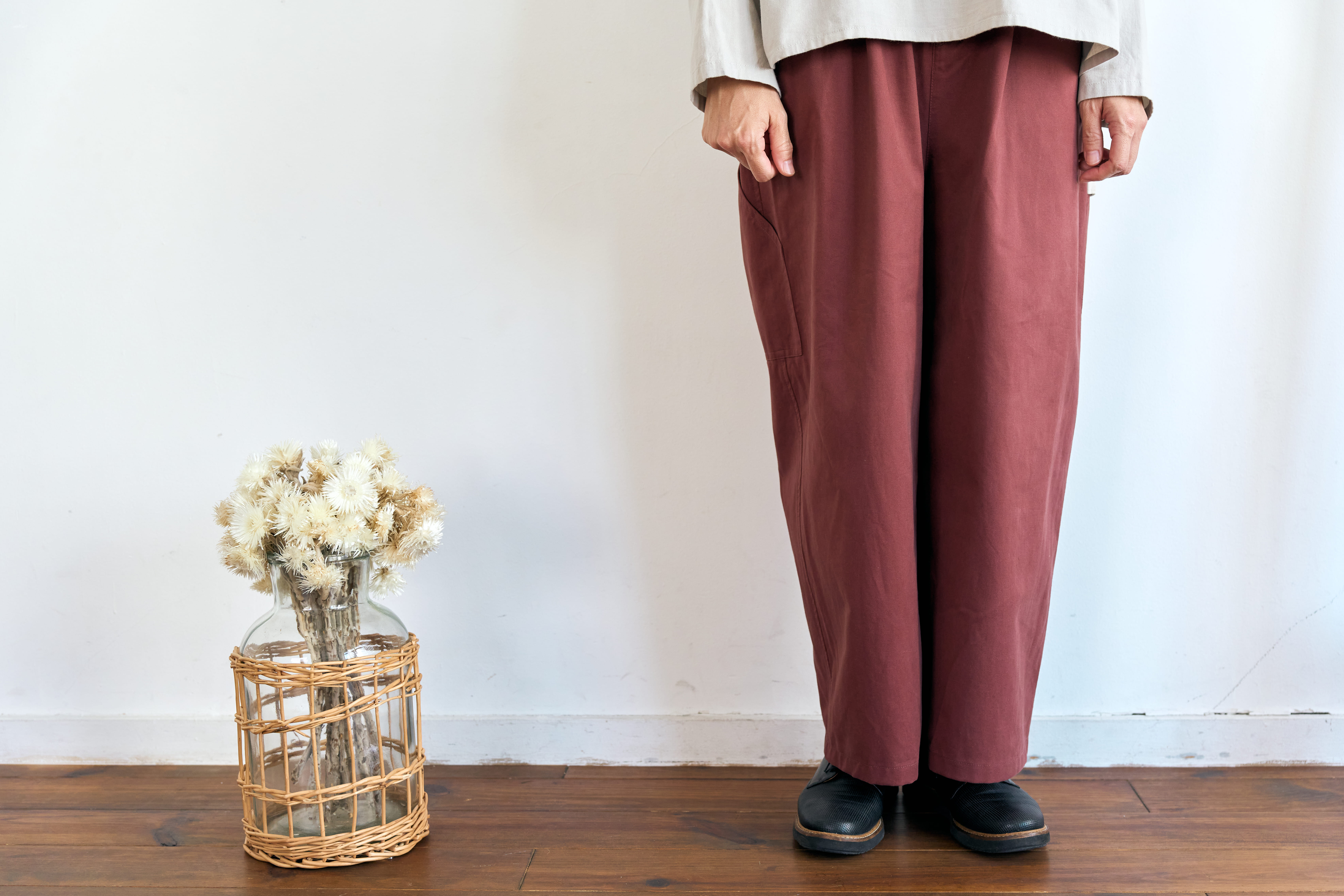 double colour carpenter pants (plum x ivory)