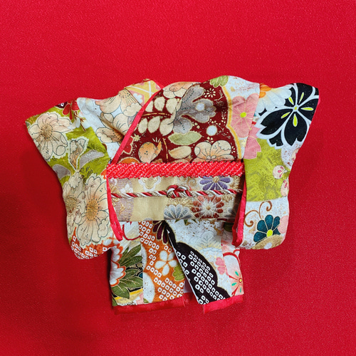 犬の着物✨犬用本格振袖着物 XS 京友禅金彩入り正絹 黄緑 ペット服