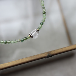 グリーントルマリン × ルドラクシャ 緑のブレスレット / 小さな祈り 2枚目の画像