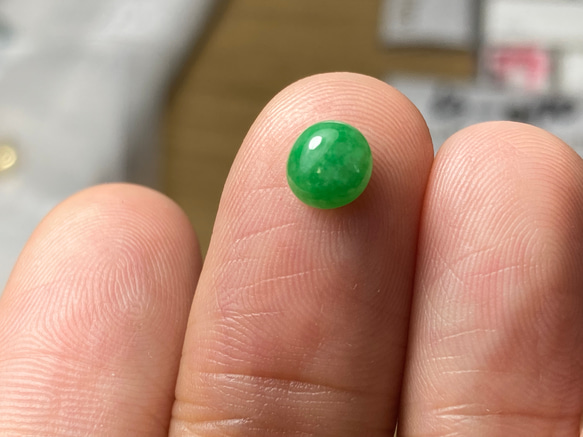 R23-207 美品 緑色 ミャンマー産 A貨 本翡翠 ルース 裸石 硬玉 ジェダイト 6枚目の画像