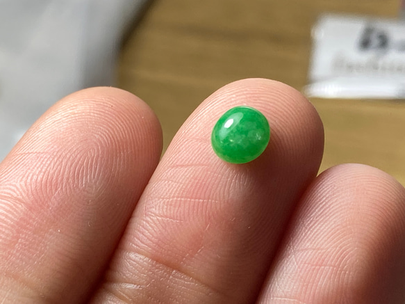 R23-207 美品 緑色 ミャンマー産 A貨 本翡翠 ルース 裸石 硬玉 ジェダイト 11枚目の画像