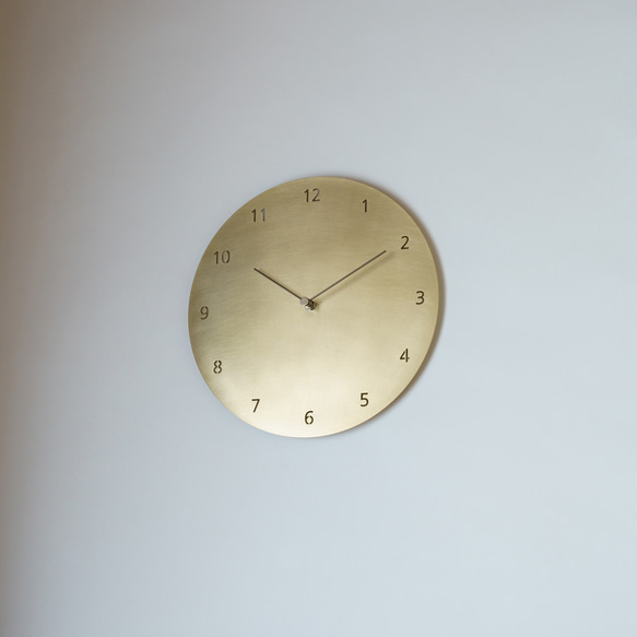 【受注製作】壁掛け時計 ＜タイプ2-300＞ 数字入り / 真鍮 6枚目の画像