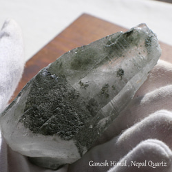 天然石ヒマラヤ水晶 約107g(ネパール・ガネーシュヒマール産)原石結晶 水晶ポイント[ghq-240112-01] 8枚目の画像