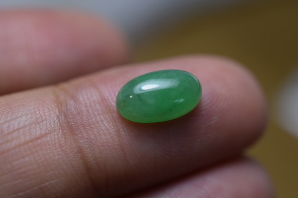 R23-206 美品 緑色 ミャンマー産 A貨 本翡翠 ルース 裸石 硬玉 ジェダイト 7枚目の画像