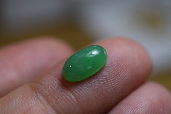 R23-206 美品 緑色 ミャンマー産 A貨 本翡翠 ルース 裸石 硬玉 ジェダイト 4枚目の画像