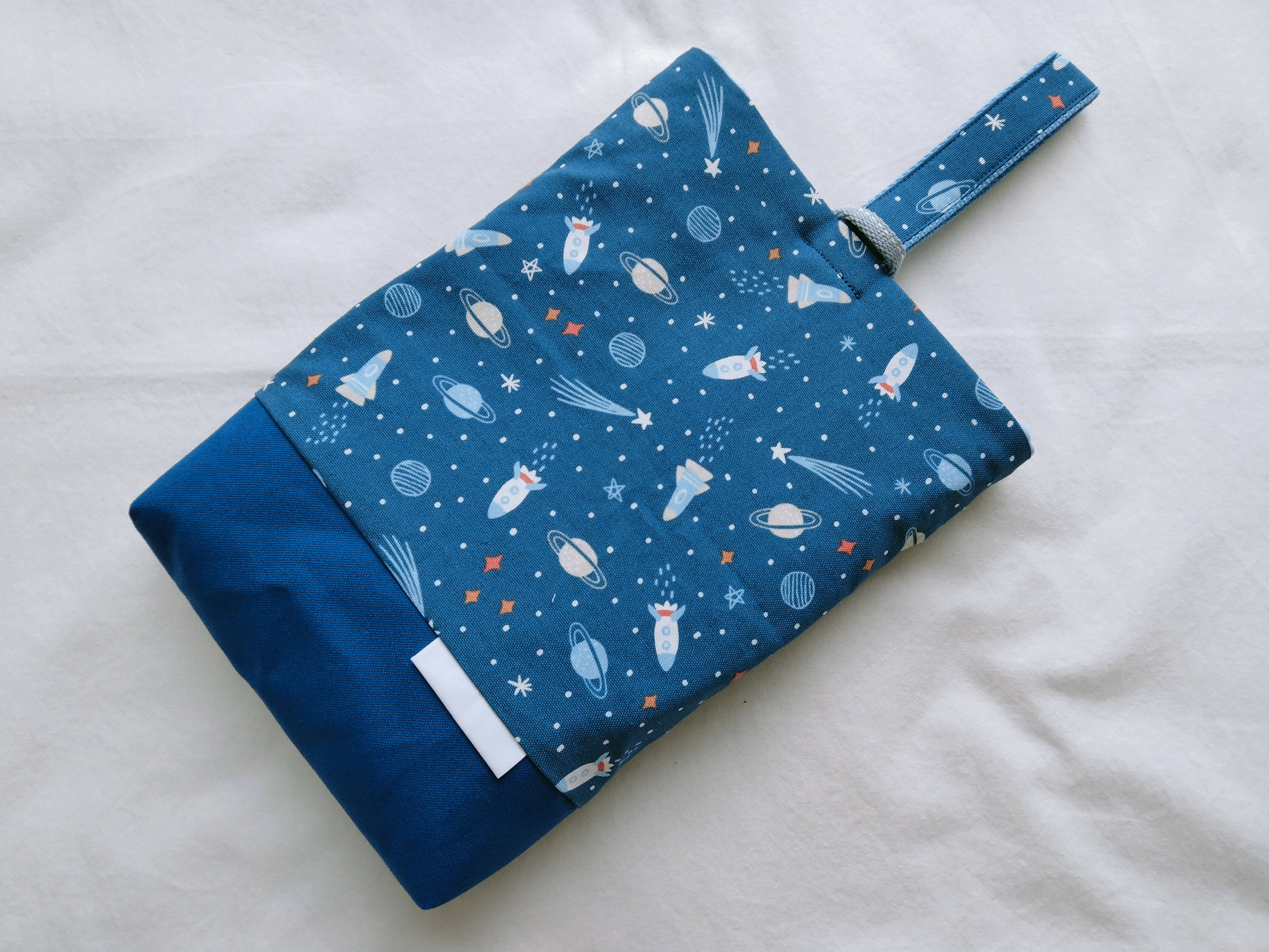 上靴袋　キルト宇宙ブラック　ハンドメイド　かっこいい　シンプル　習い事 上靴袋 キルト宇宙ブラック ハンドメイド かっこいい シンプル