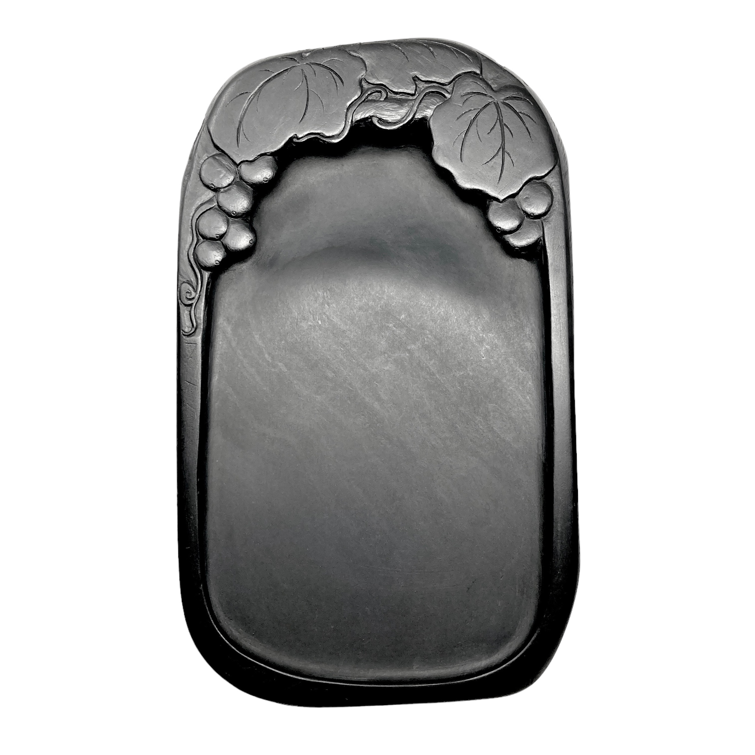 黄綬褒章受章　雨宮峯硯作　彫刻葡萄硯No.1 132,000円