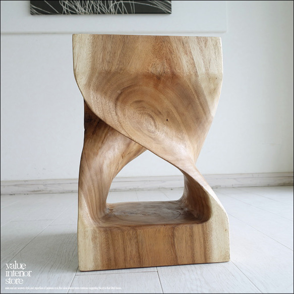 無垢材 ウェーブスツールNN01 イス 天然木 椅子 ベンチ 木製スツール ナチュラル 天然木 モンキーポッド 1枚目の画像