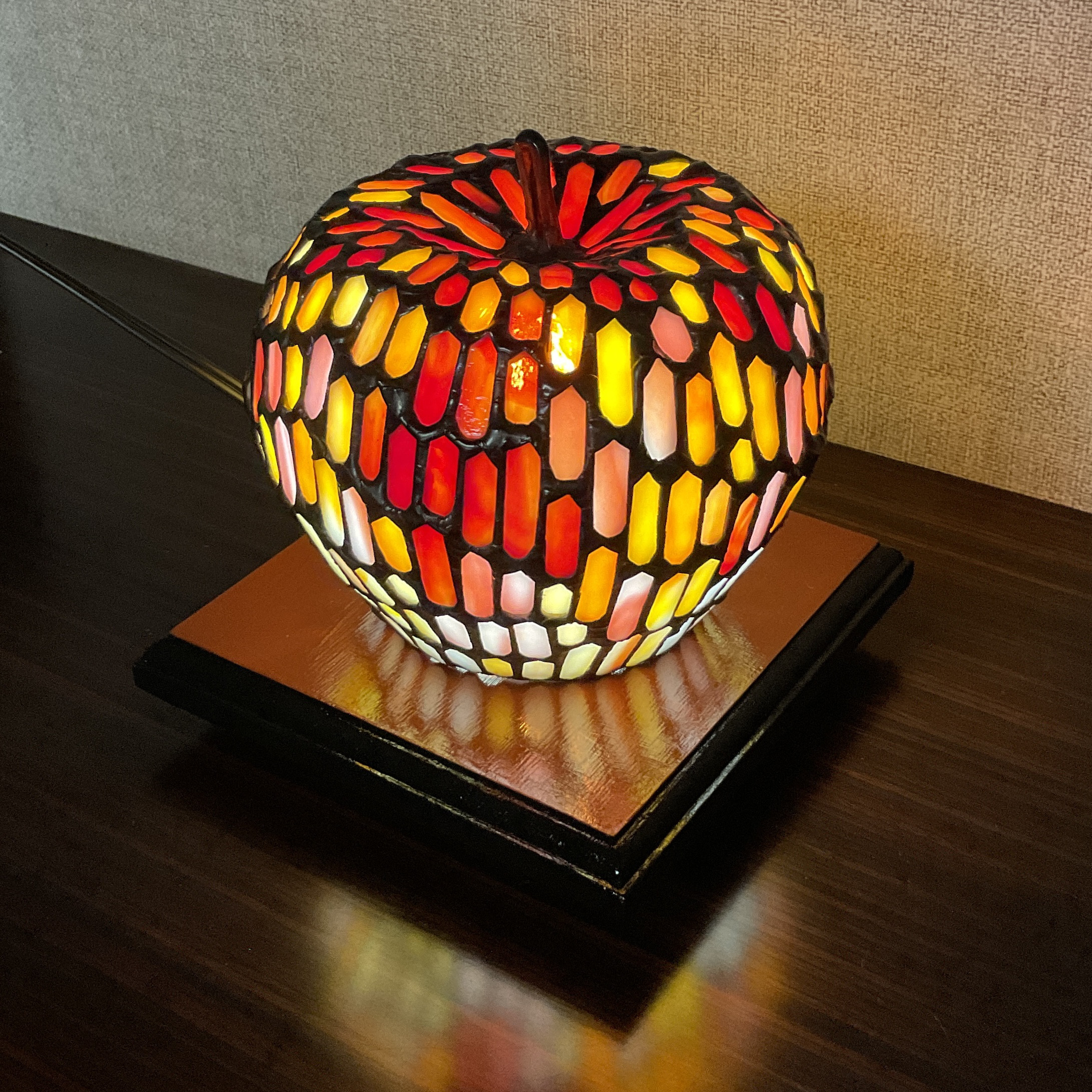 スタンドライト　りんご柄　昭和レトロ アンティーク