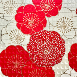 着物のファブリックパネル　輝く紅白の梅（2枚セット）着物リメイク　インテリア　古民家　ひなまつり　壁飾り　日本　土産 7枚目の画像