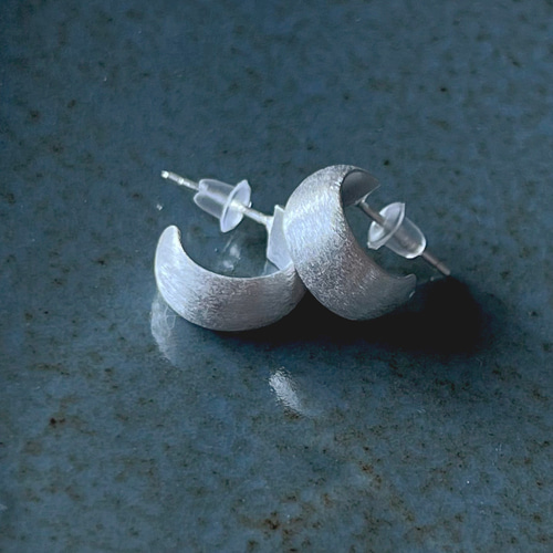 シルバー925なのにシルクの質感 ハンドメイドピアス3種類 ピアス