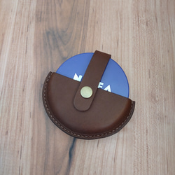 【受注製作 送料無料】 本革製 チョコ色 ニベア缶の収納携帯用ミニポーチ 3枚目の画像