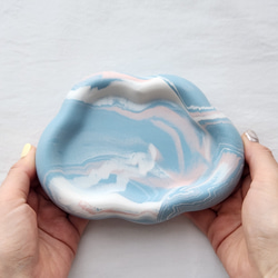雲トレイ / アクセサリートレイ - Dusty blue marble ジェスモナイト/キャンドルトレイ/マーブル 3枚目の画像