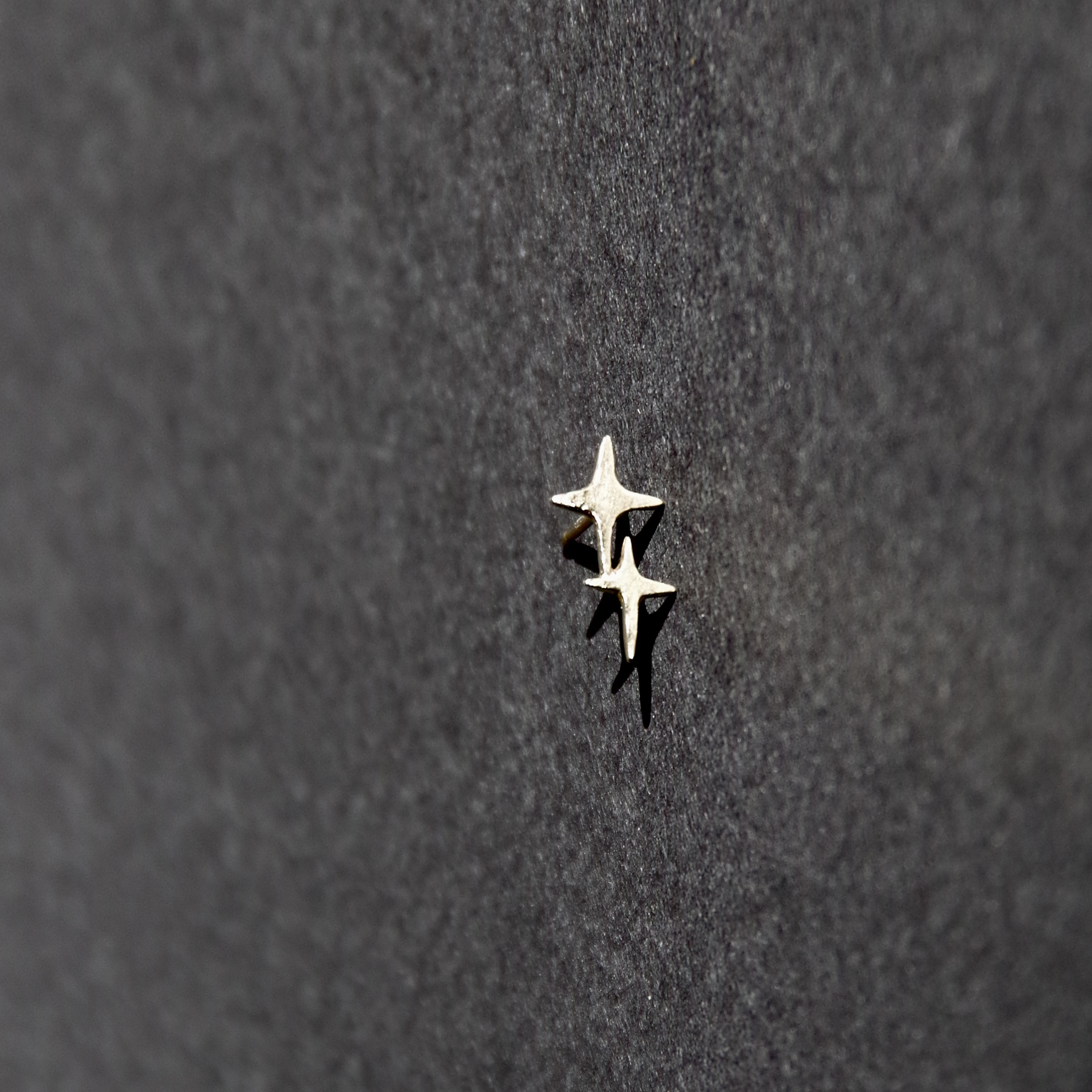 K18 kirakira 1/2 pierce