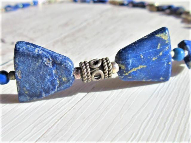 【B28】　ネックレス　メソポタミア調　ラピスラズリ　銀細工　シルバー　青　天然石　天然石ビーズアクセサリー