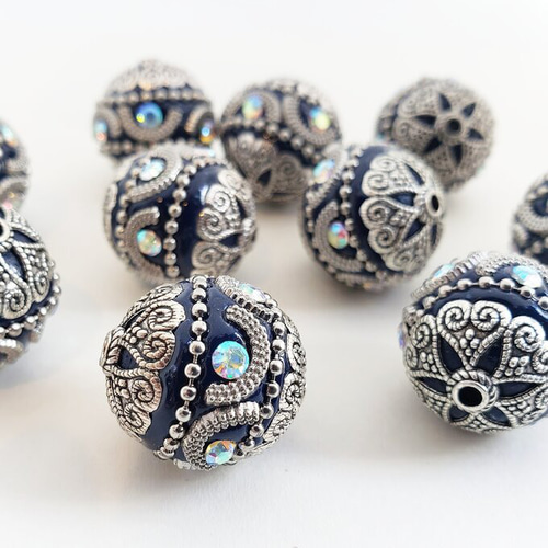 SOLD◆ハンドメイド インドネシアビーズ ガラスチャーム キーホルダー ブルー SOLD◇ハンドメイド インドネシアビーズ ガラスチャーム