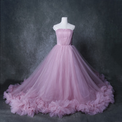 豪華！ カラードレス  薄ピンク  ベアトップ  ラッフルフリル   プリンセスライン  披露宴/結婚式 1枚目の画像