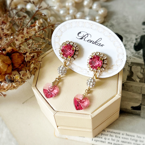 ローズピンク・ハートイヤリング【上品・パーティー・スワロフスキー