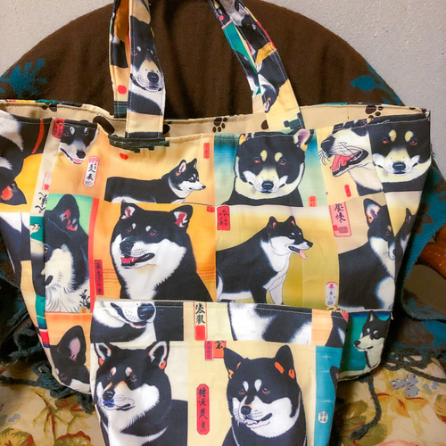 柴犬・黒柴柄ハンドメイドバックポケット付きお散歩バック・お出かけ 