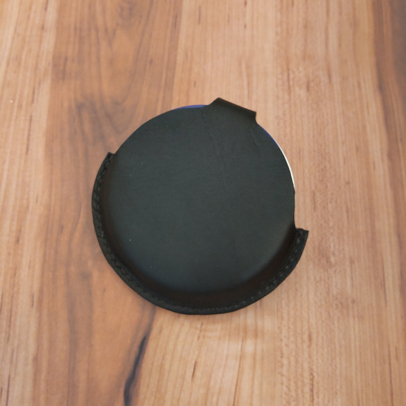 【受注製作 送料無料】 本革製 黒色 ニベア缶の収納携帯用ミニポーチ 4枚目の画像