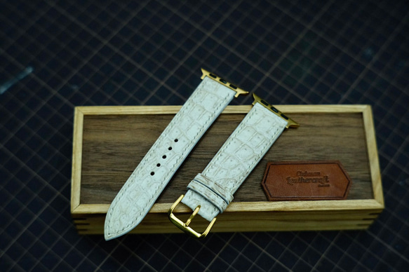 (Hiro様専用商品）ヒマラヤタロコダイル時計ベルト手縫い時計バンド 1枚目の画像