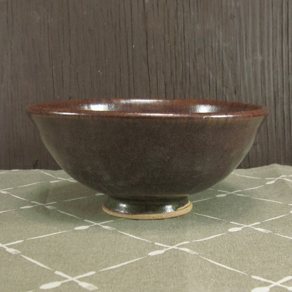 陶器 ご飯茶碗（大） さび鉄色（１）【240105】 2枚目の画像