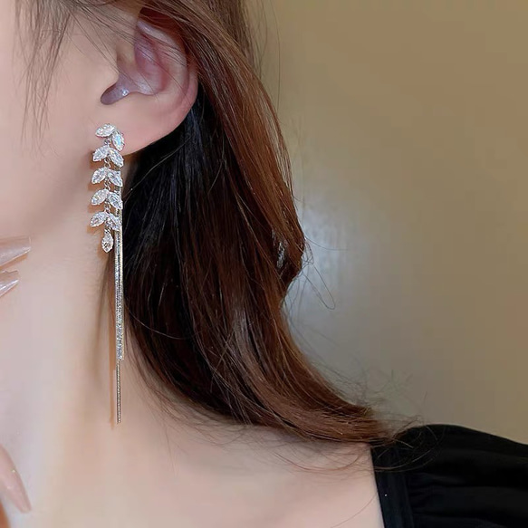 リーフビジュー ピアス ゆらゆら 2連チェーン シルバー キラキラ  