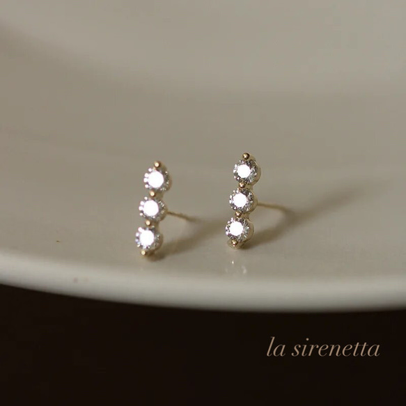 受注製作ピアス ＊ three zirconia pierce 3枚目の画像