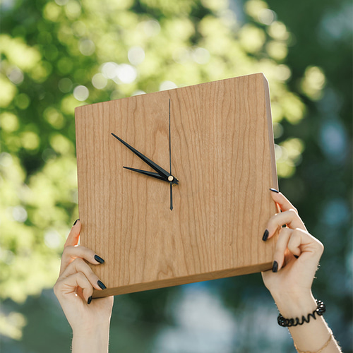 【美品】陶器 掛け時計 さくらんぼ カントリー ドイツ・Junghans/ユンハンス社：陶器製ウォールクロック/壁掛け時計