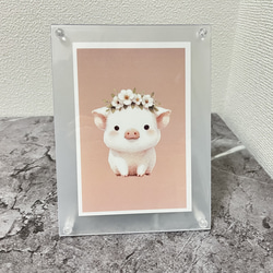 花冠をかぶる豚のポストカード 2枚目の画像