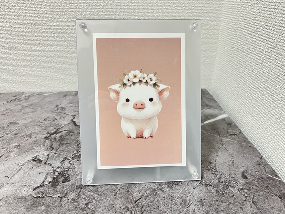 花冠をかぶる豚のポストカード 2枚目の画像