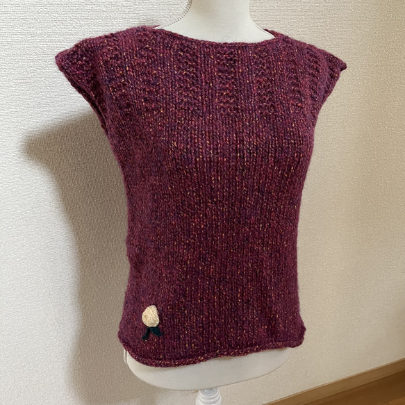 手編み　ベスト　手編みのベスト　赤　ラメ入り　バラのモチーフ　バラ　手縫い 11枚目の画像
