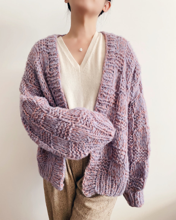 【送料無料】Hand knitted[手編み]アルパカ&シルクのふっくらカーディガン [Creema限定] 3枚目の画像
