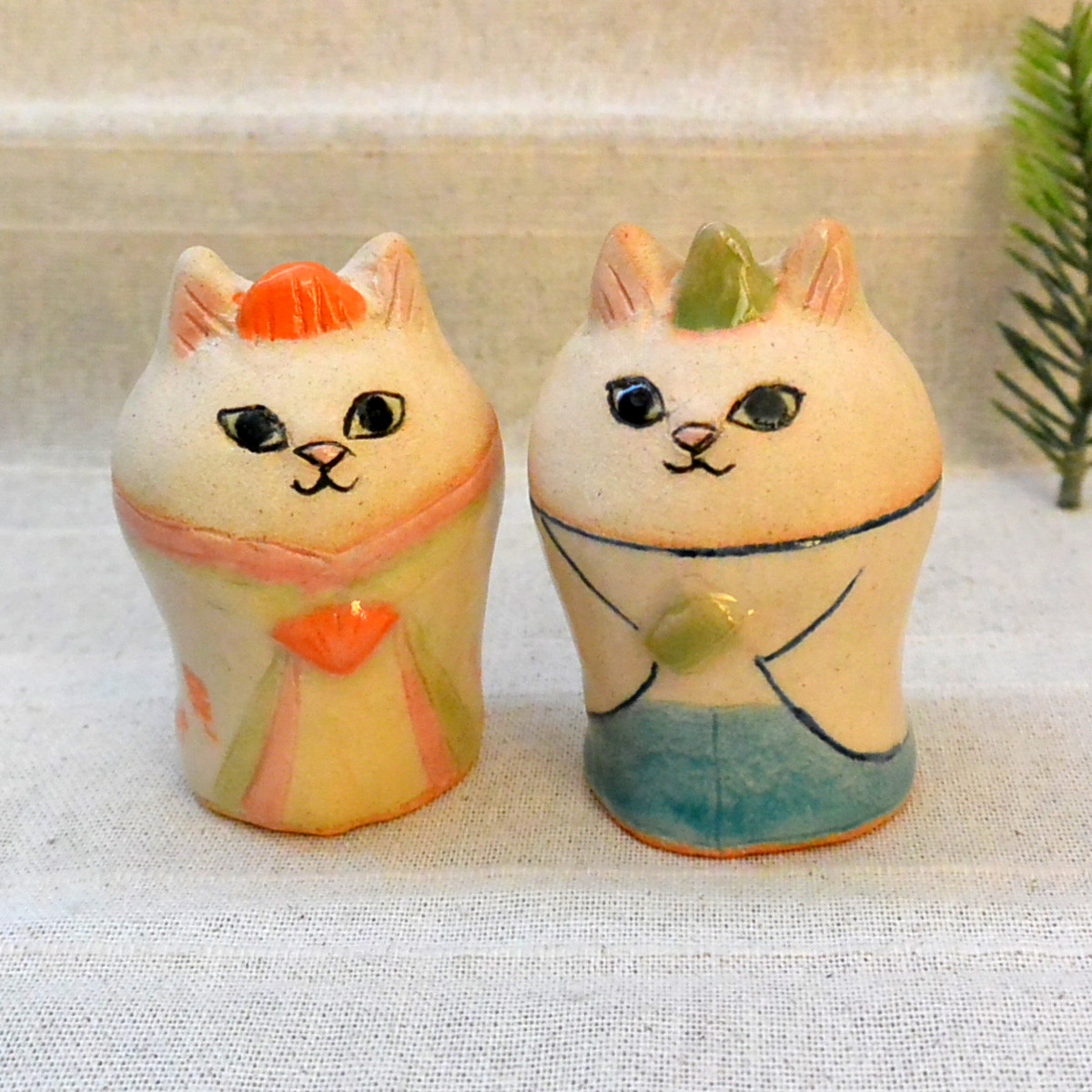 猫のひな人形2 とボタニカルの平皿セット 陶器製 多色伝統的スタイル
