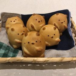 ネコパンさま専用 ネコ型食パンが可愛くて美味しそう🤤 あんバターや目玉焼き
