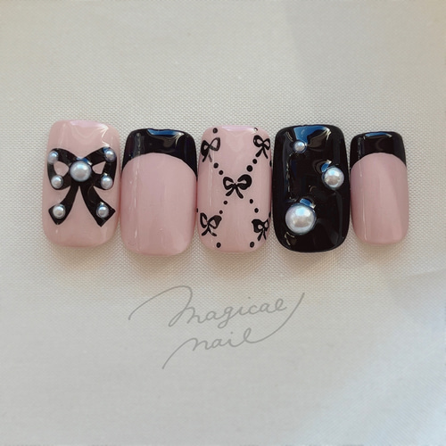 ♡ピンクと黒のガーリーチェック♡ ネイルチップハンドメイド