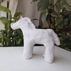 紙粘土人形 白い馬 1枚目の画像