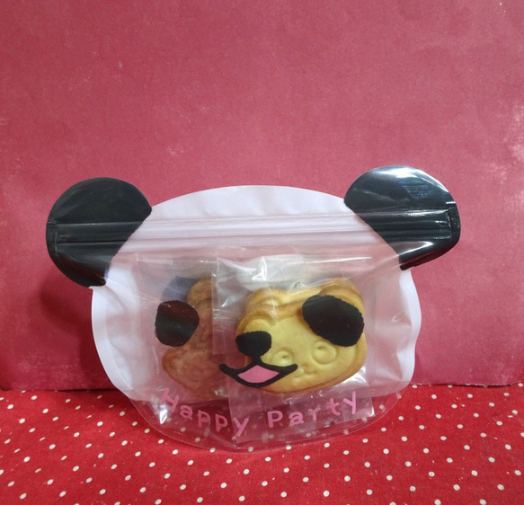 パンダの形のジップバッグにパンダクッキー２種類詰め合わせ♪(*^▽^*) 8枚目の画像