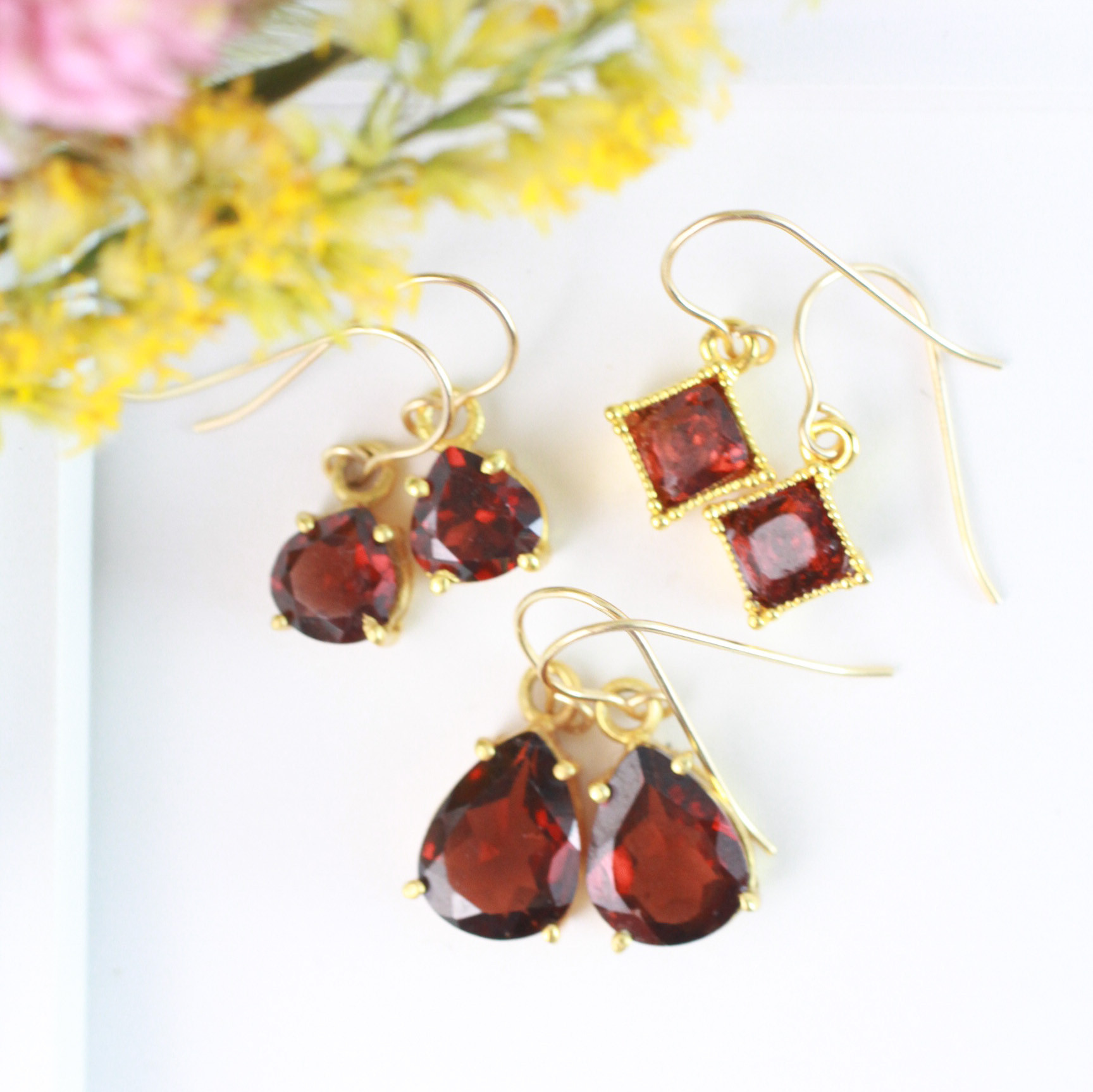 【14kgf】【3種から選べる】モザンビークガーネット ルース 耳飾り