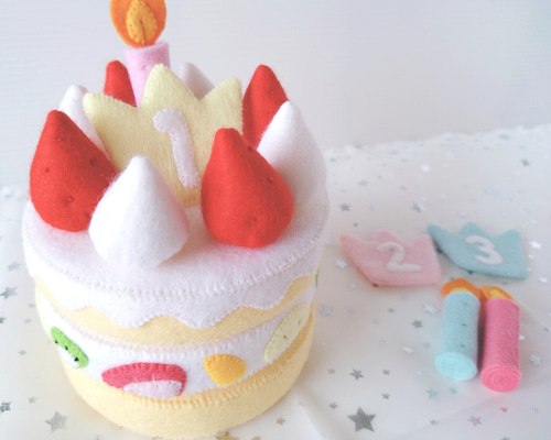 2段☆大きな苺のバースデーケーキ☆誕生日会イベントに