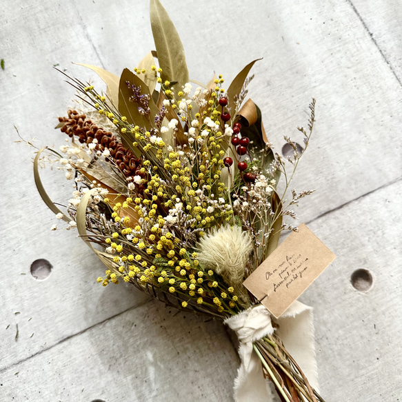 春待ちミモザのドライフラワースワッグ スワッグ lavande 通販｜Creema  