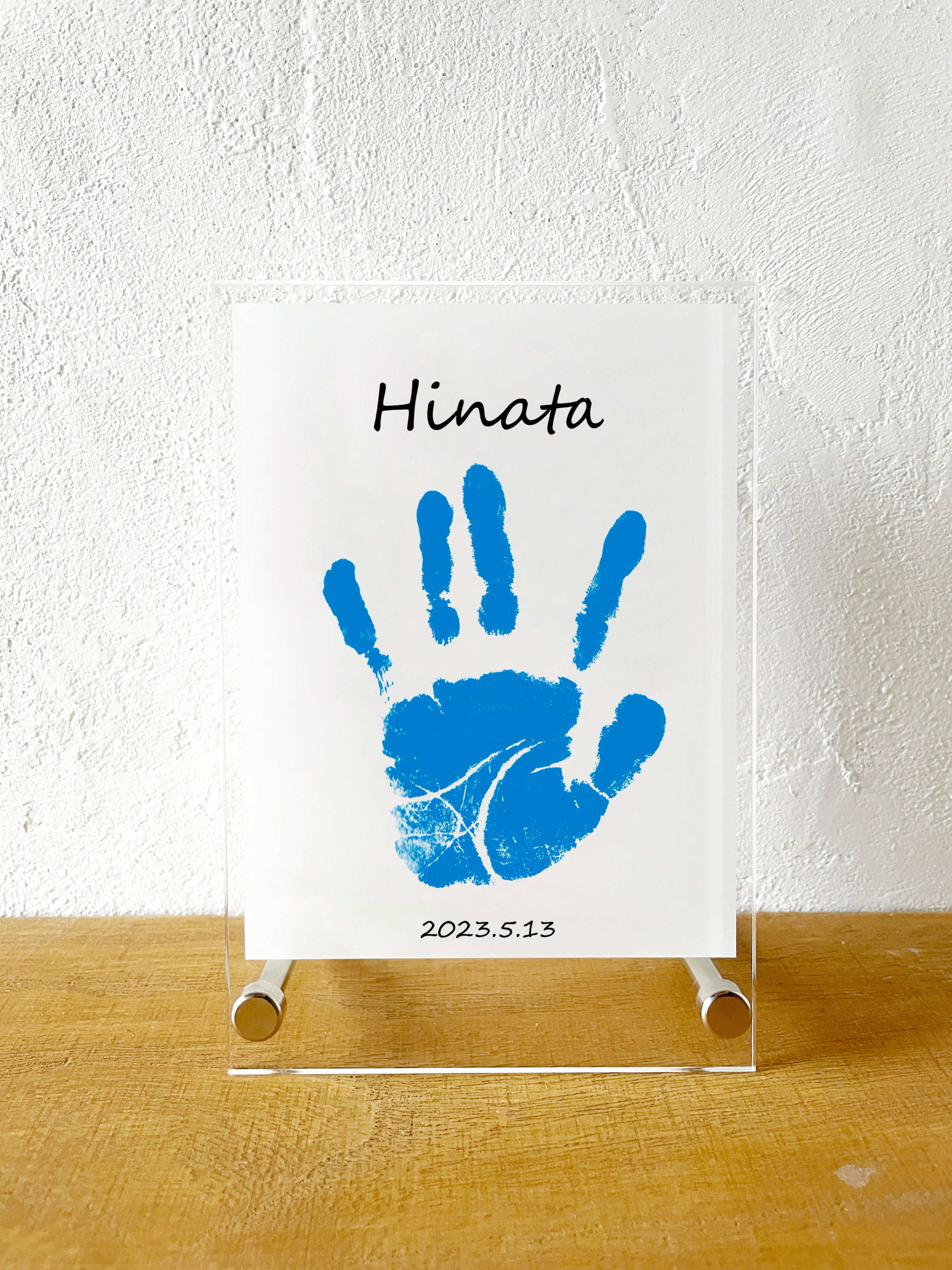 選べる色！★赤ちゃん手形★ 【命名書 新生児〜】アクリルフォトスタンド ベビー（手形8cm前後おすすめ）