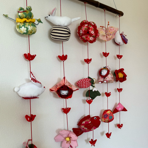 壁掛け吊るし雛④ かわいい吊るし飾り 1点物 桃の節句 ひな祭り